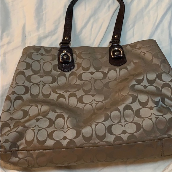 Coach Handbag - Picture 6 of 8